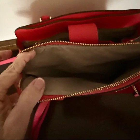 Michael Kors Vibrant Red Crossbody Bag - Picture 6 of 10